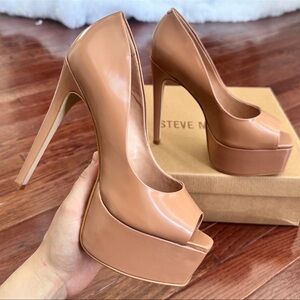 Steve Madden Ives Nude Peep-Toe Platform Heels